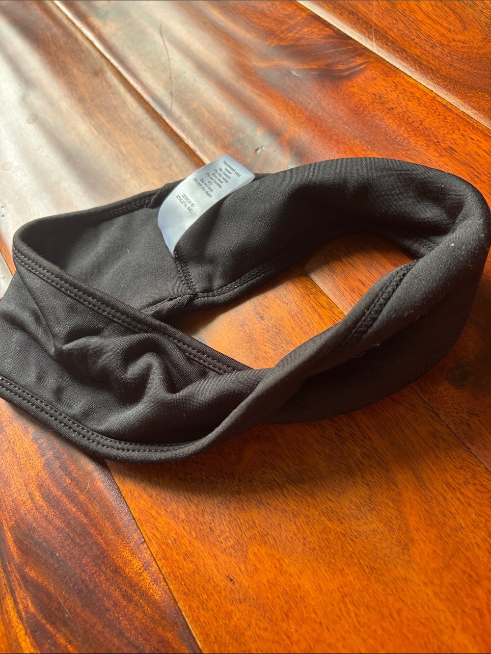 Black Performance Headband for women- by Athleta